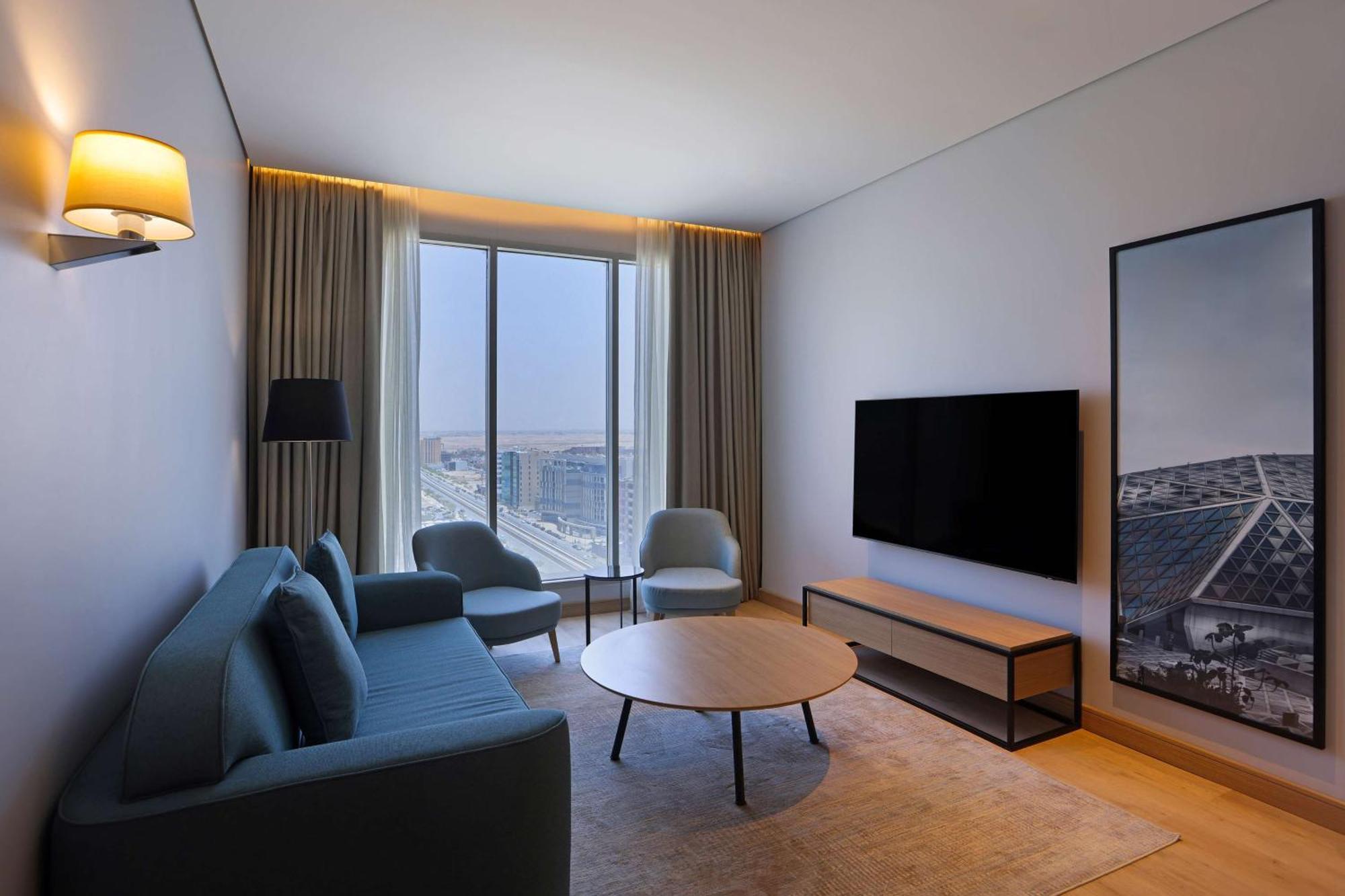 Radisson Hotel & Residence Riyadh Olaya エクステリア 写真